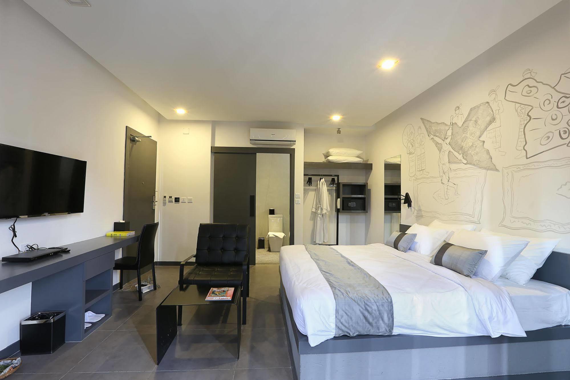 Hotel Records Phnom Penh Zewnętrze zdjęcie