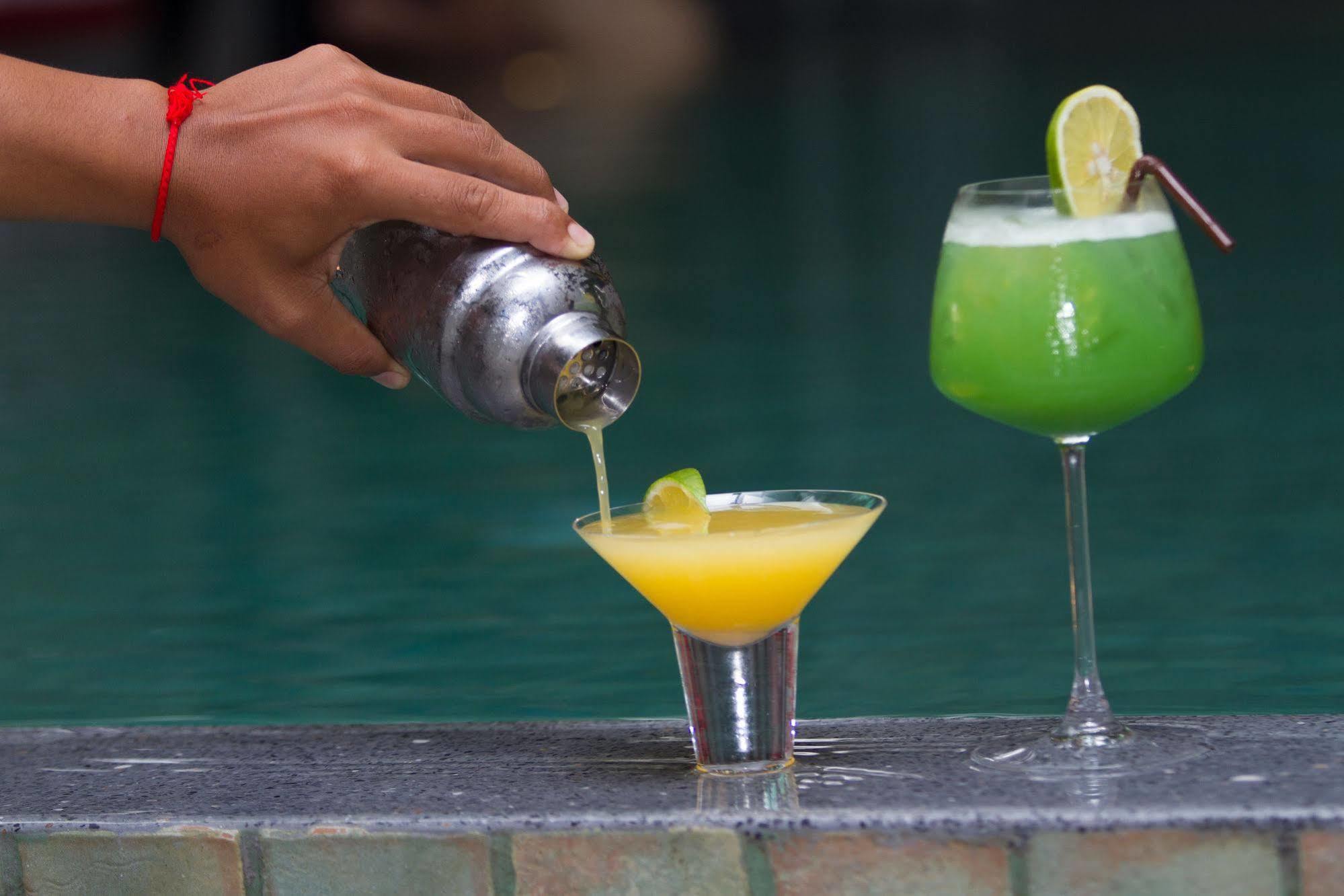 Hotel Records Phnom Penh Zewnętrze zdjęcie