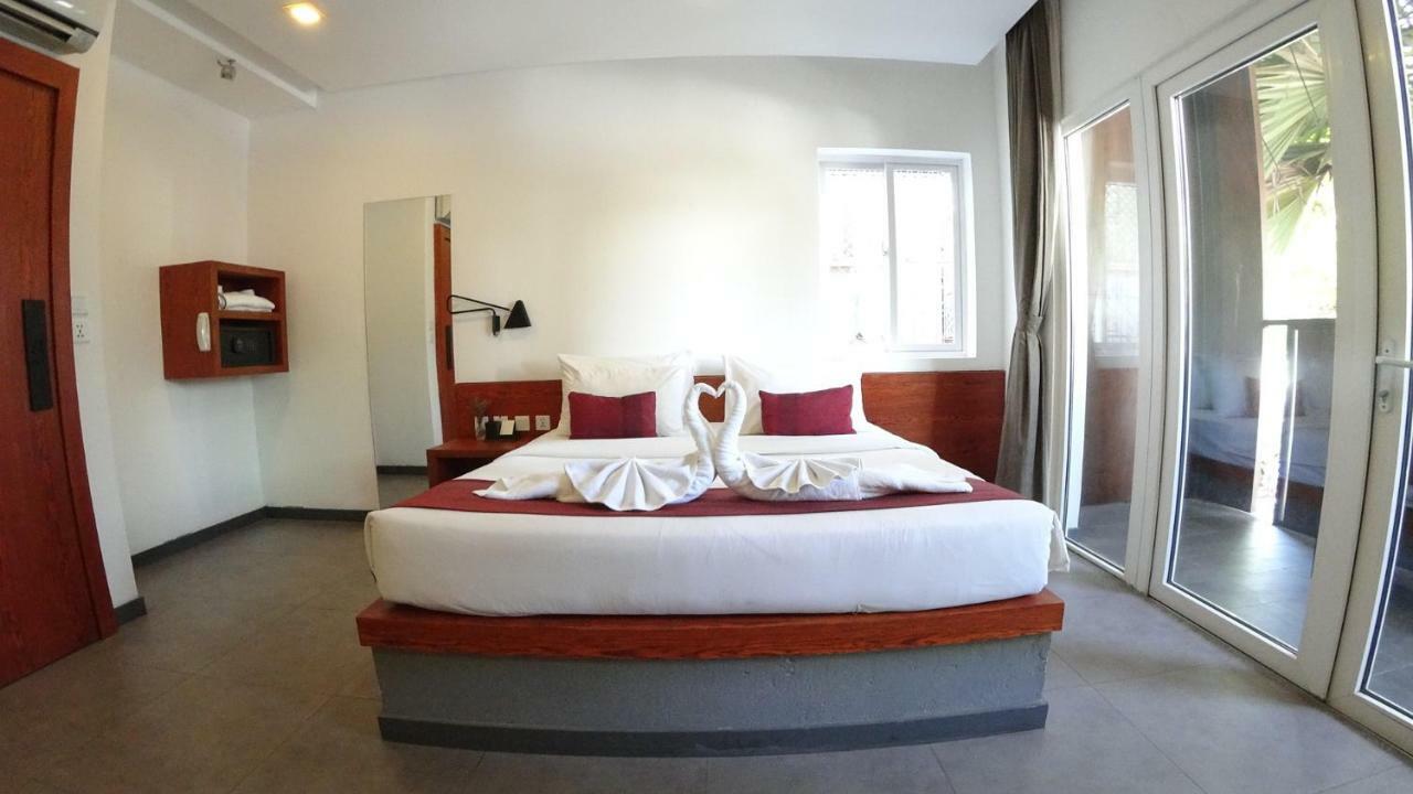 Hotel Records Phnom Penh Zewnętrze zdjęcie