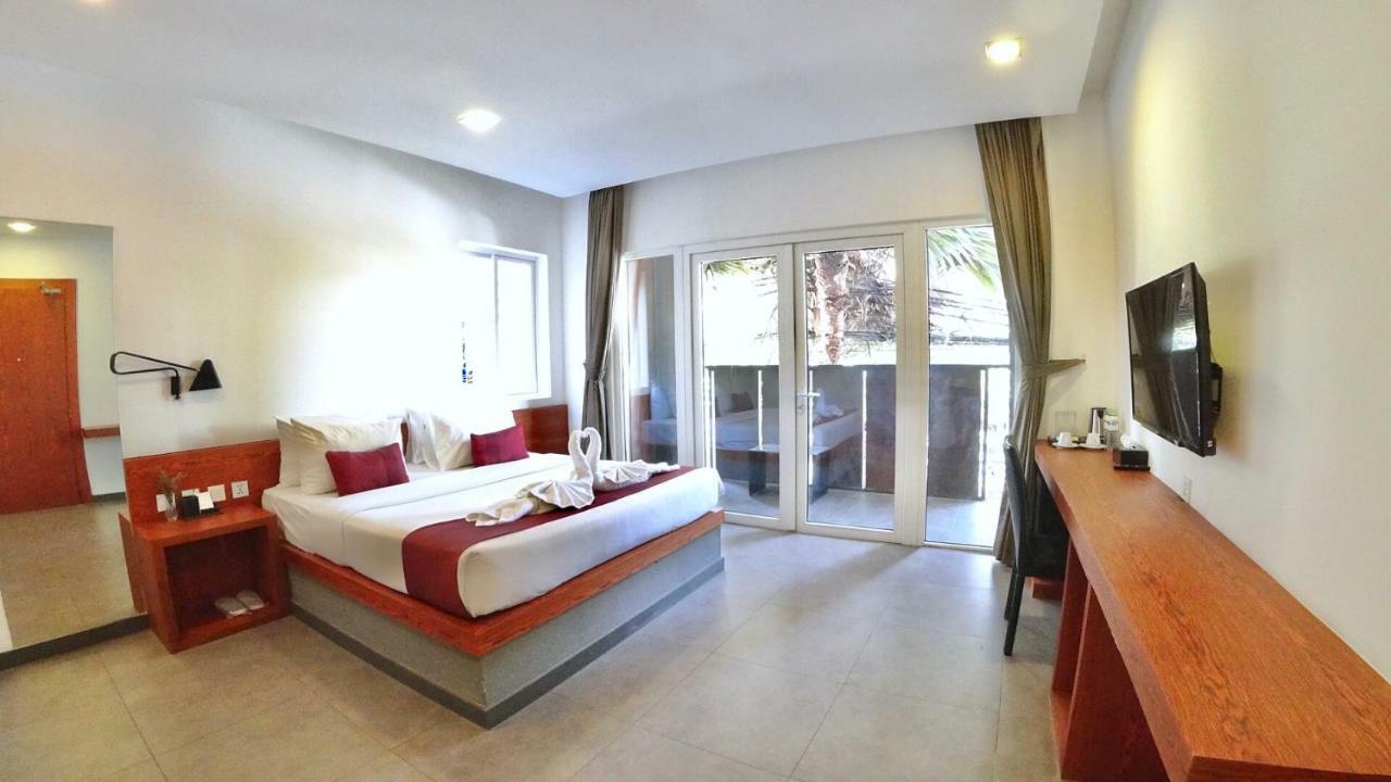 Hotel Records Phnom Penh Zewnętrze zdjęcie