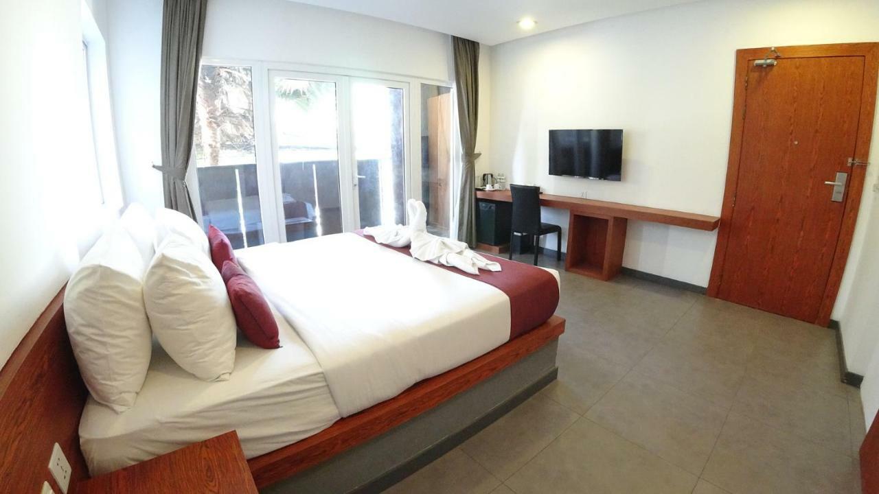 Hotel Records Phnom Penh Zewnętrze zdjęcie