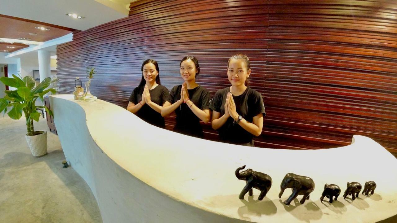 Hotel Records Phnom Penh Zewnętrze zdjęcie