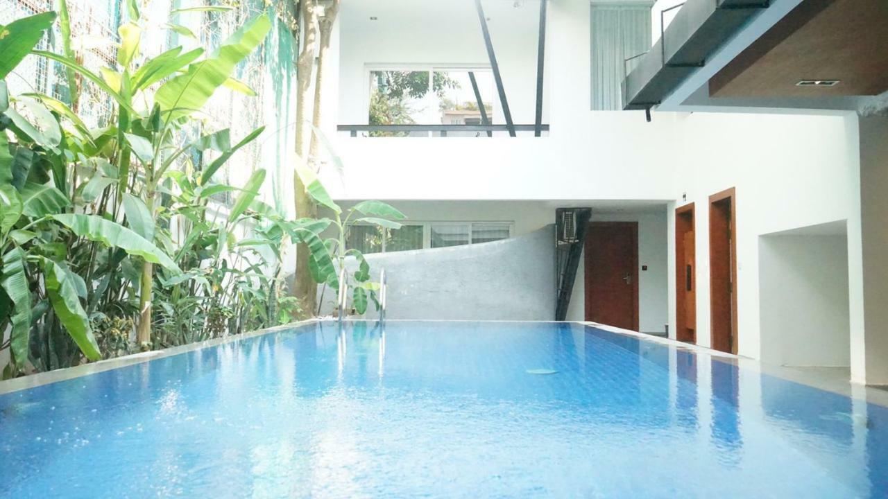 Hotel Records Phnom Penh Zewnętrze zdjęcie